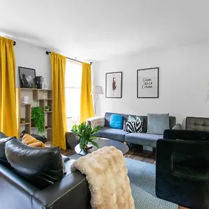 New! 2-bedroom In Trendy Brick Lane , London United Kingdom